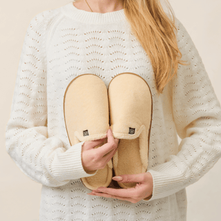 Women's Gripper Slipper, Cream