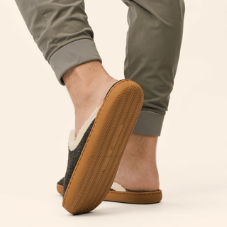 Men's Gripper Slipper, Charcoal