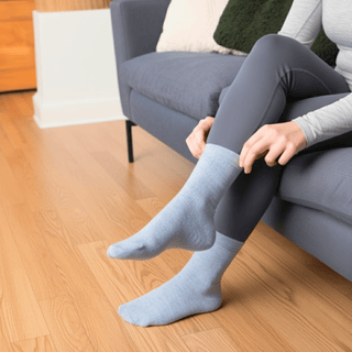 Women's Crew Grip Socks 1-Pair, Heather Blue