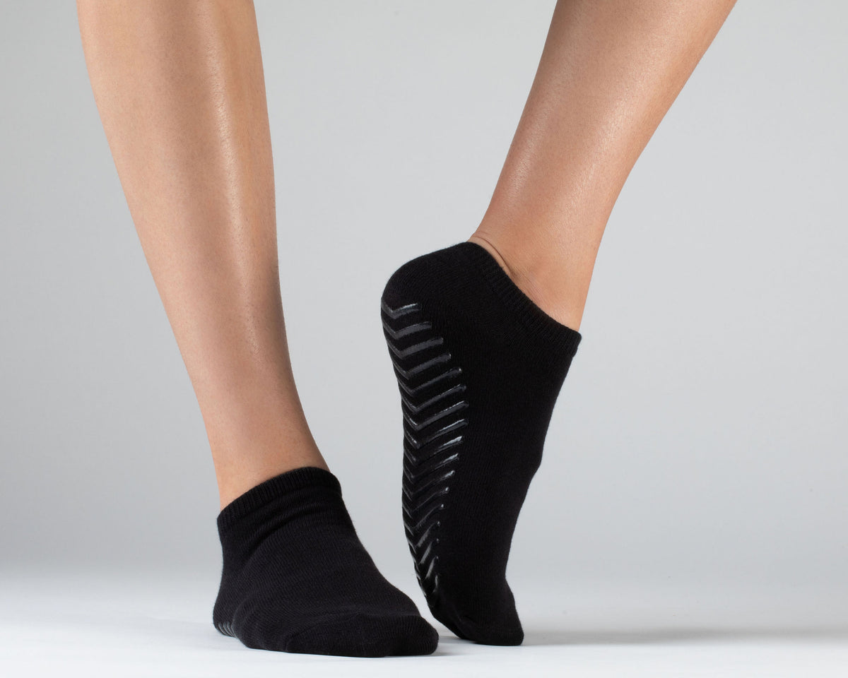 Men's Black/Grey Low Cut Ankle Non Skid Socks - 3 pairs - Gripjoy Socks