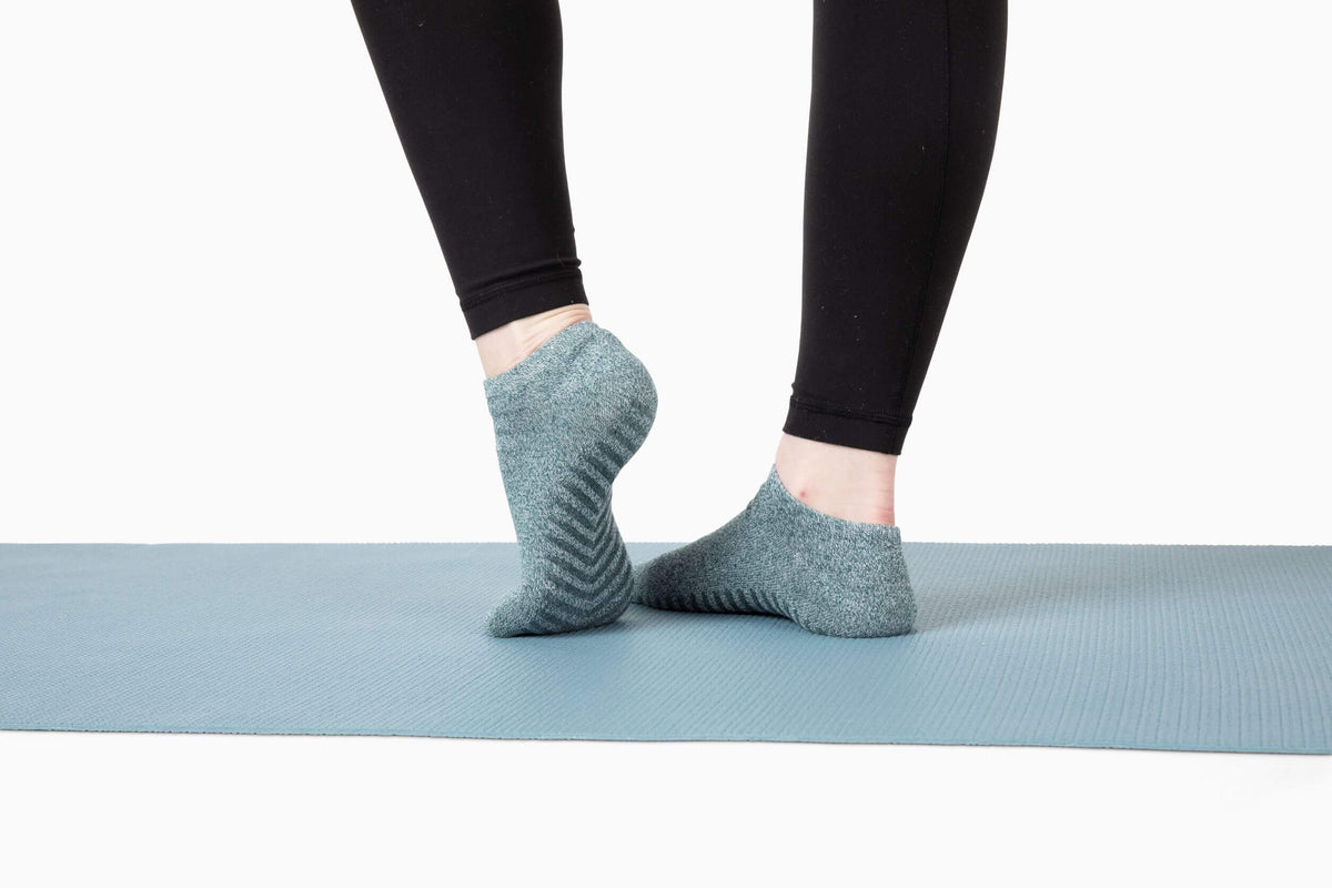 Women&#39;s Green, Blue, Maroon Low Cut Ankle Non Skid Socks - 3 pairs - Gripjoy Socks