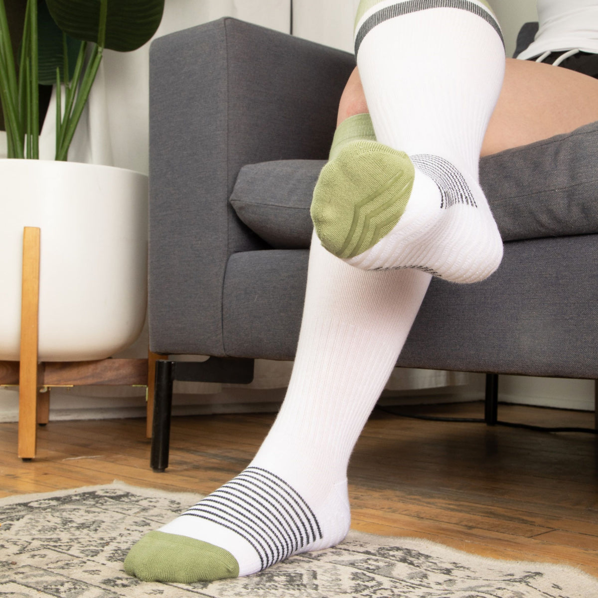 Women&#39;s White/Black/Green Compression Socks with Grips - 1 Pair - Gripjoy Socks